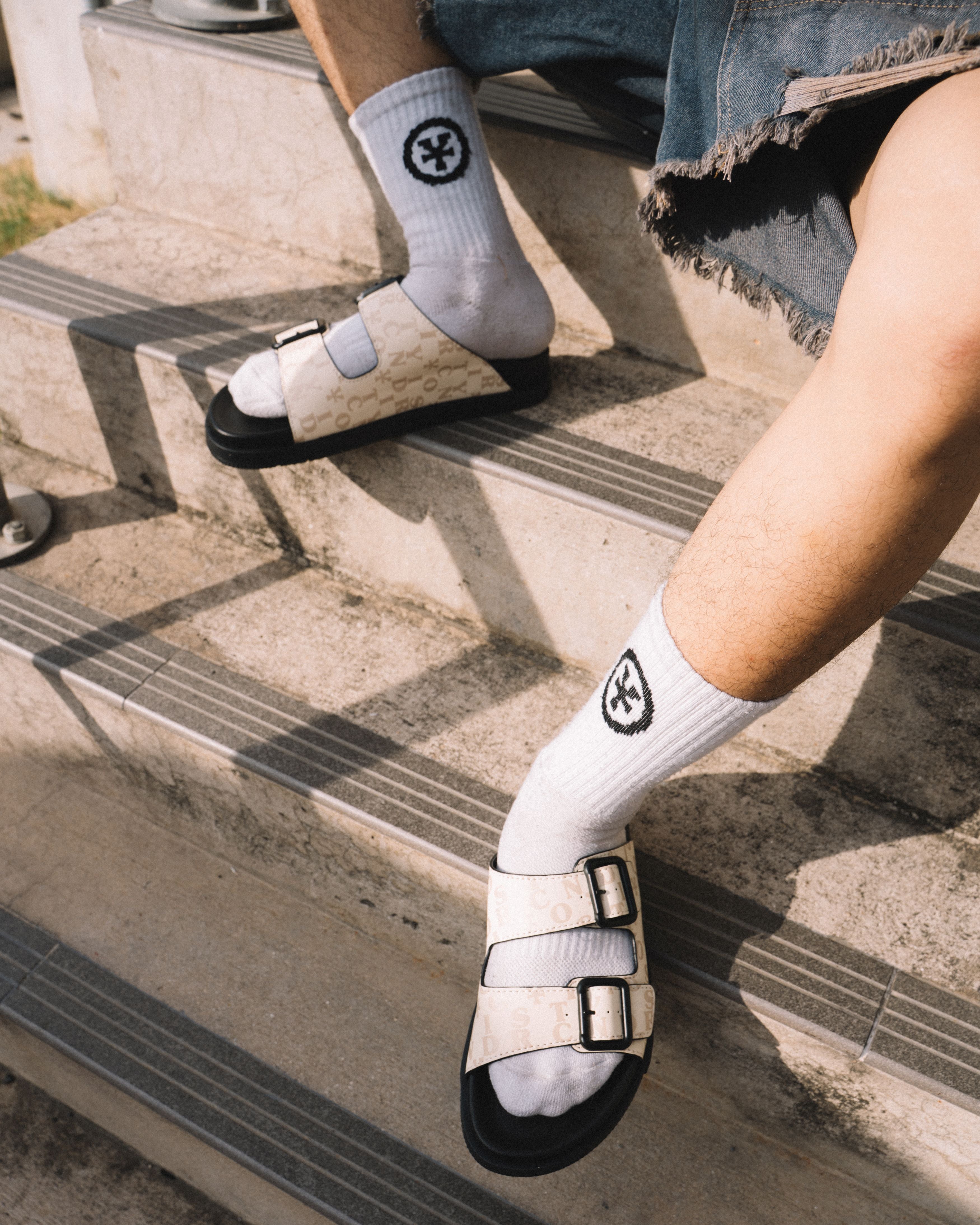 DirtyCoins Letter Monogram Arizona Slides