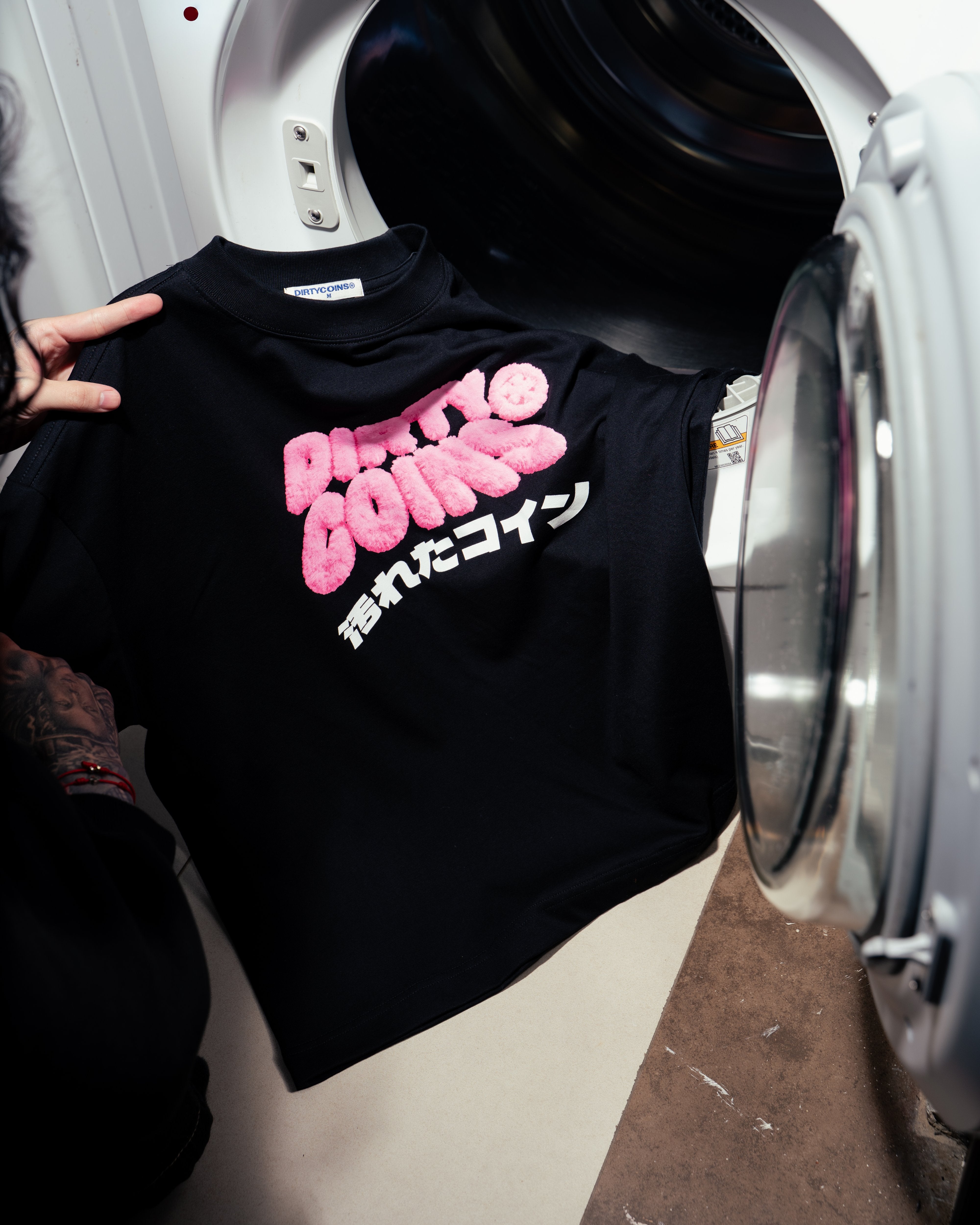 Dico Fluffy Wavy Logo T-shirt Black