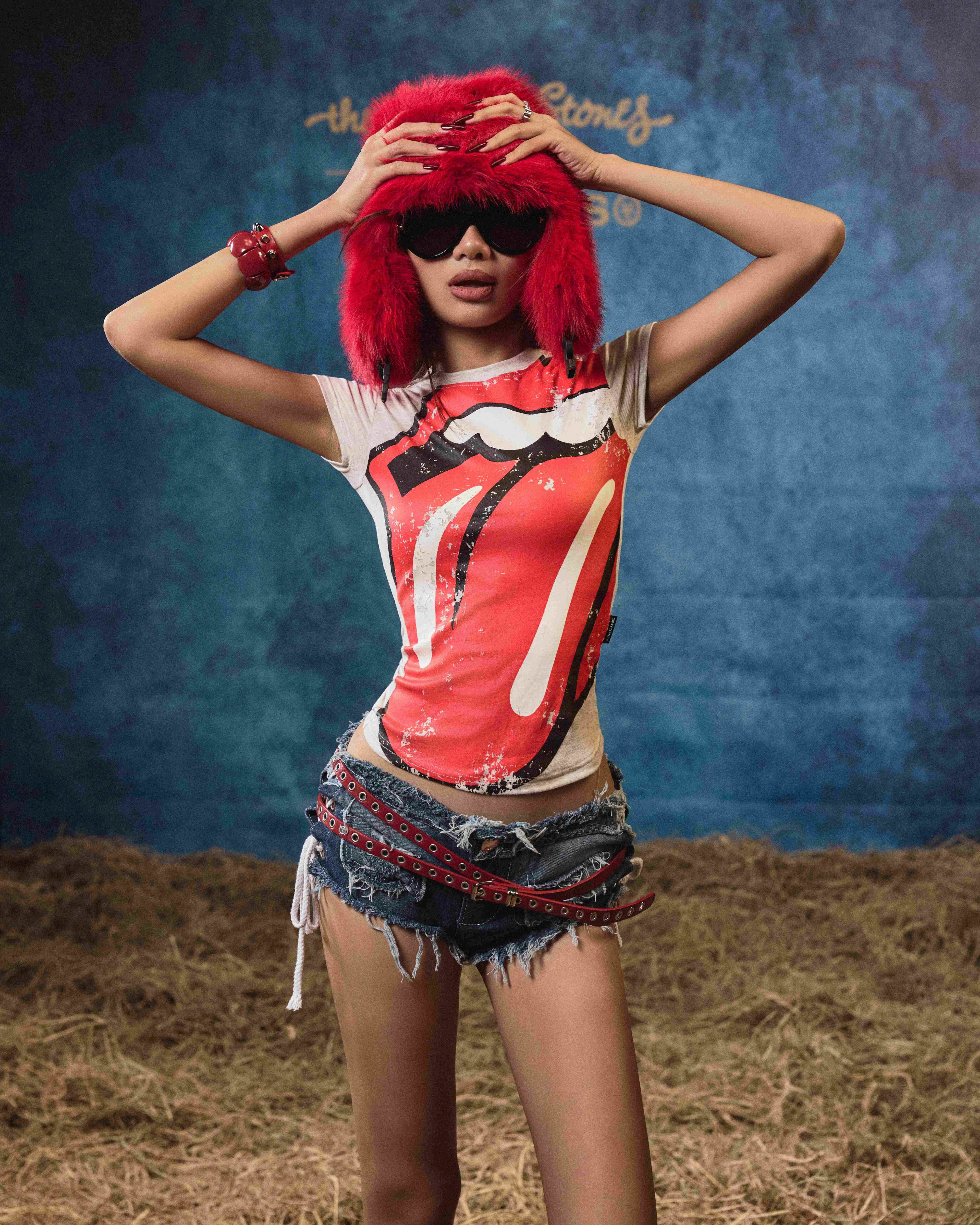 DCxRS Loud Tongue Fitted Baby Tee Grey