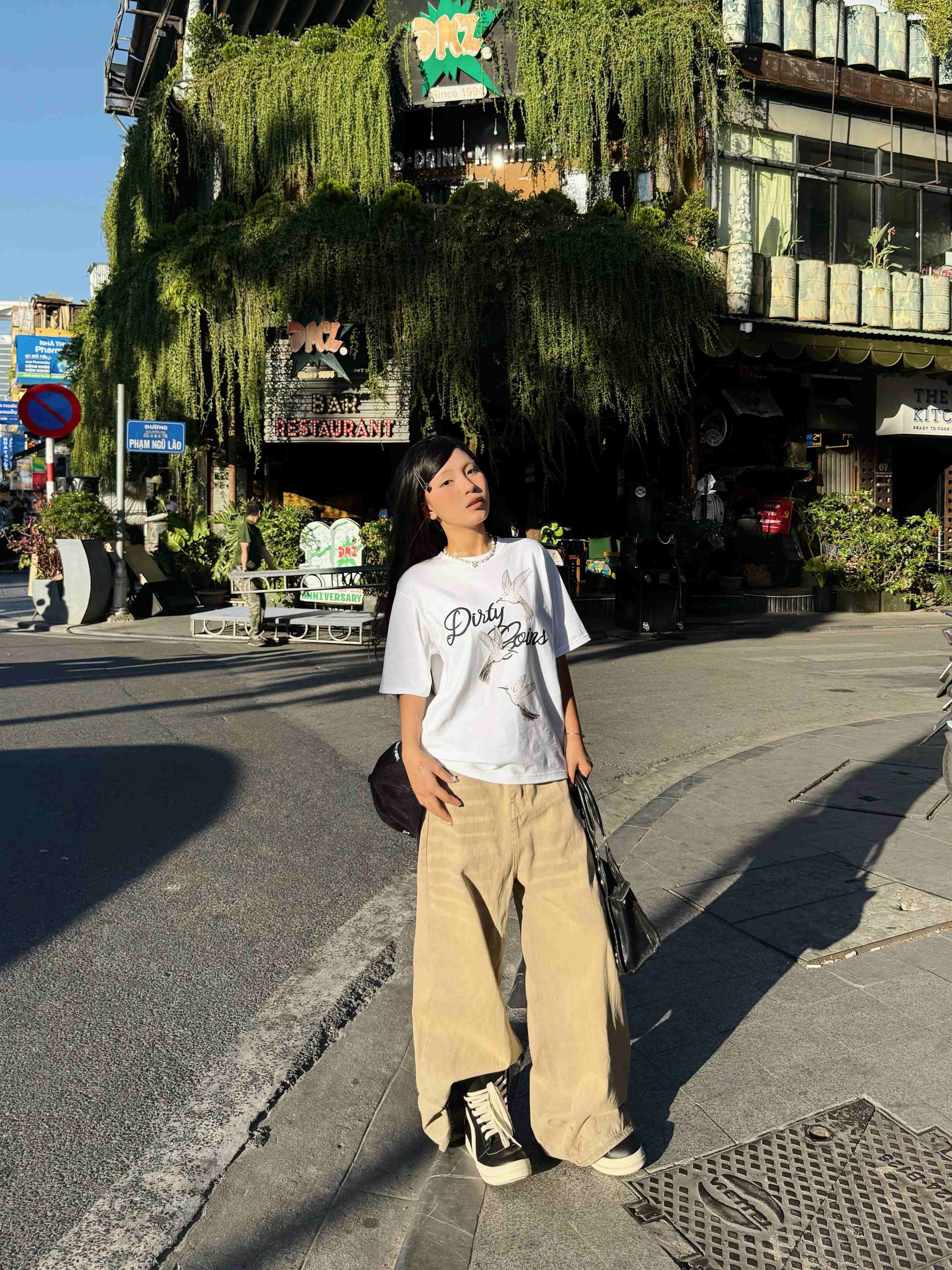 DirtyCoins With Colibri T-Shirt White