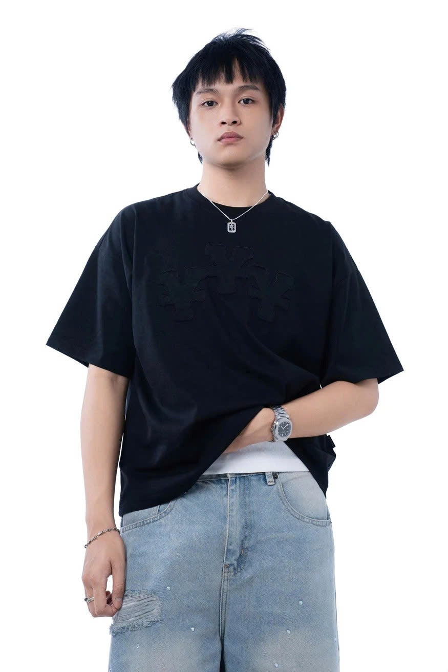 Y' Patches Black T-shirt - Black