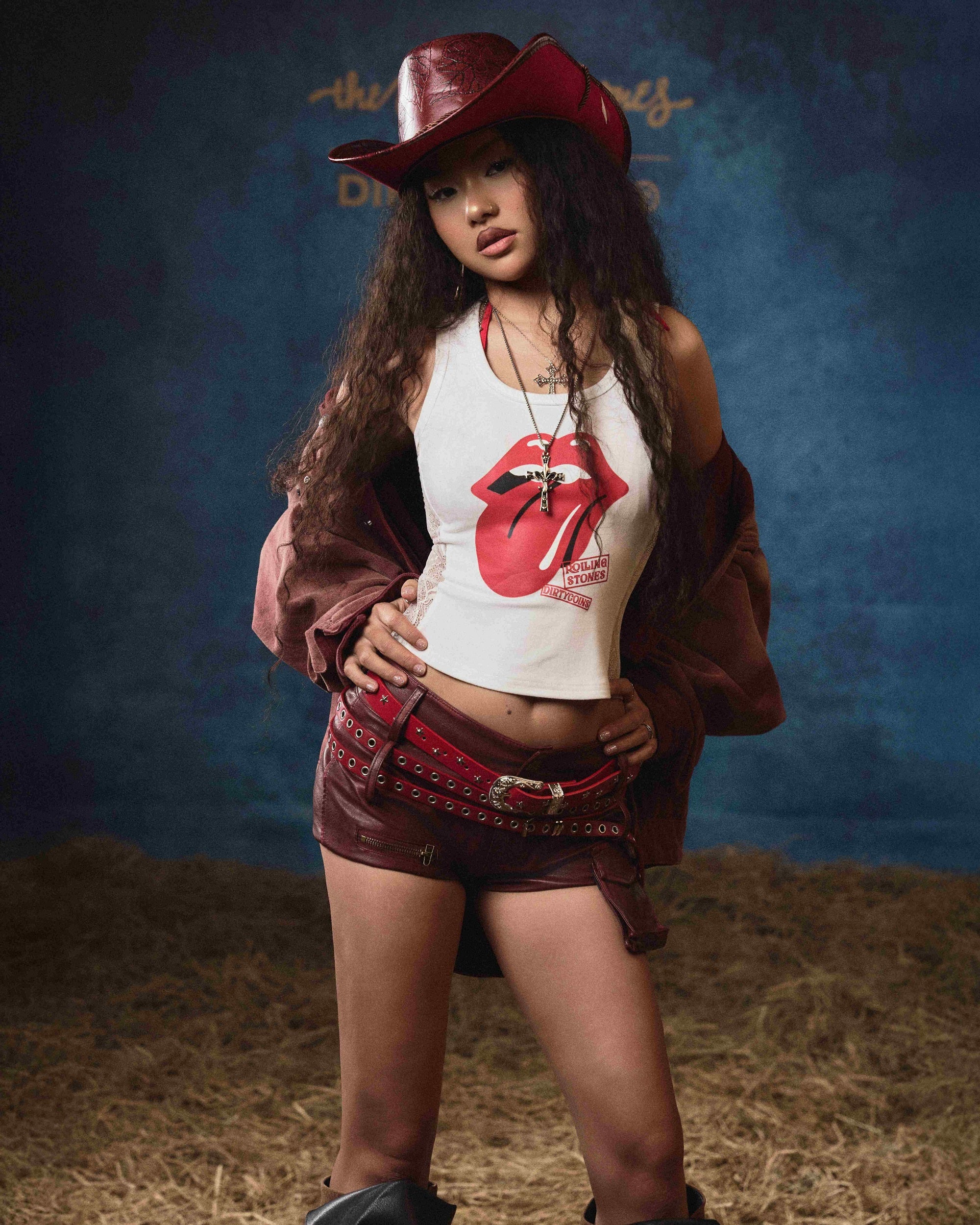 DCxRS Tongue Lace Woman Tanktop White